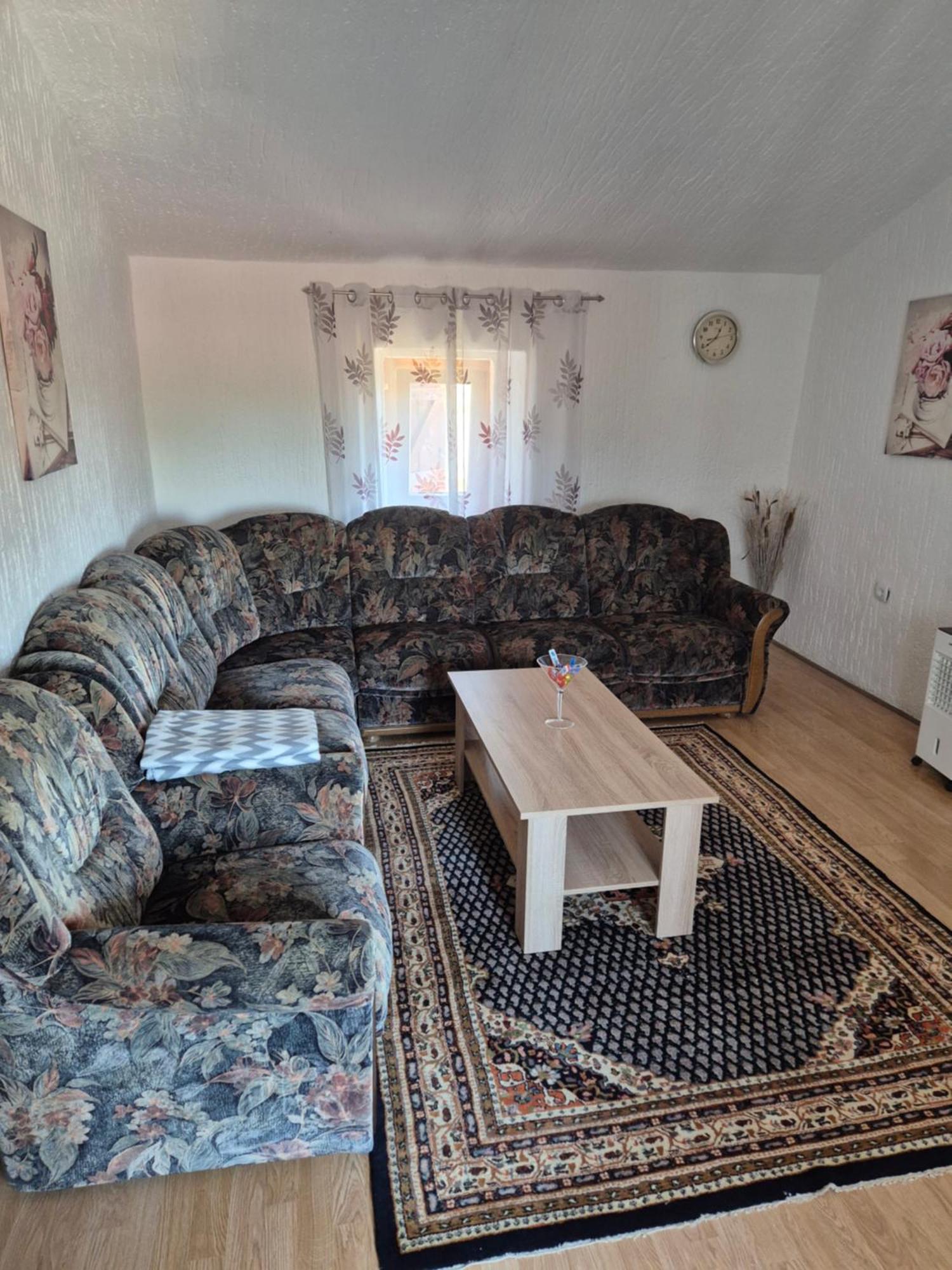 Cepljani Apartman Nena מראה חיצוני תמונה